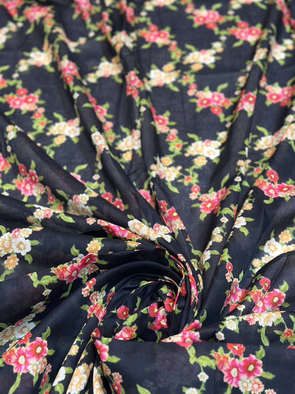Black Blossom – Printed Cotton Lawn 2 Piece