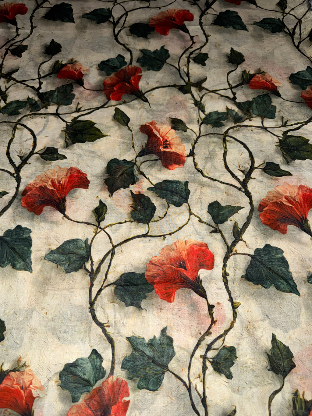 Ivory Garden Roses – Printed Cotton Lawn 2 Piece