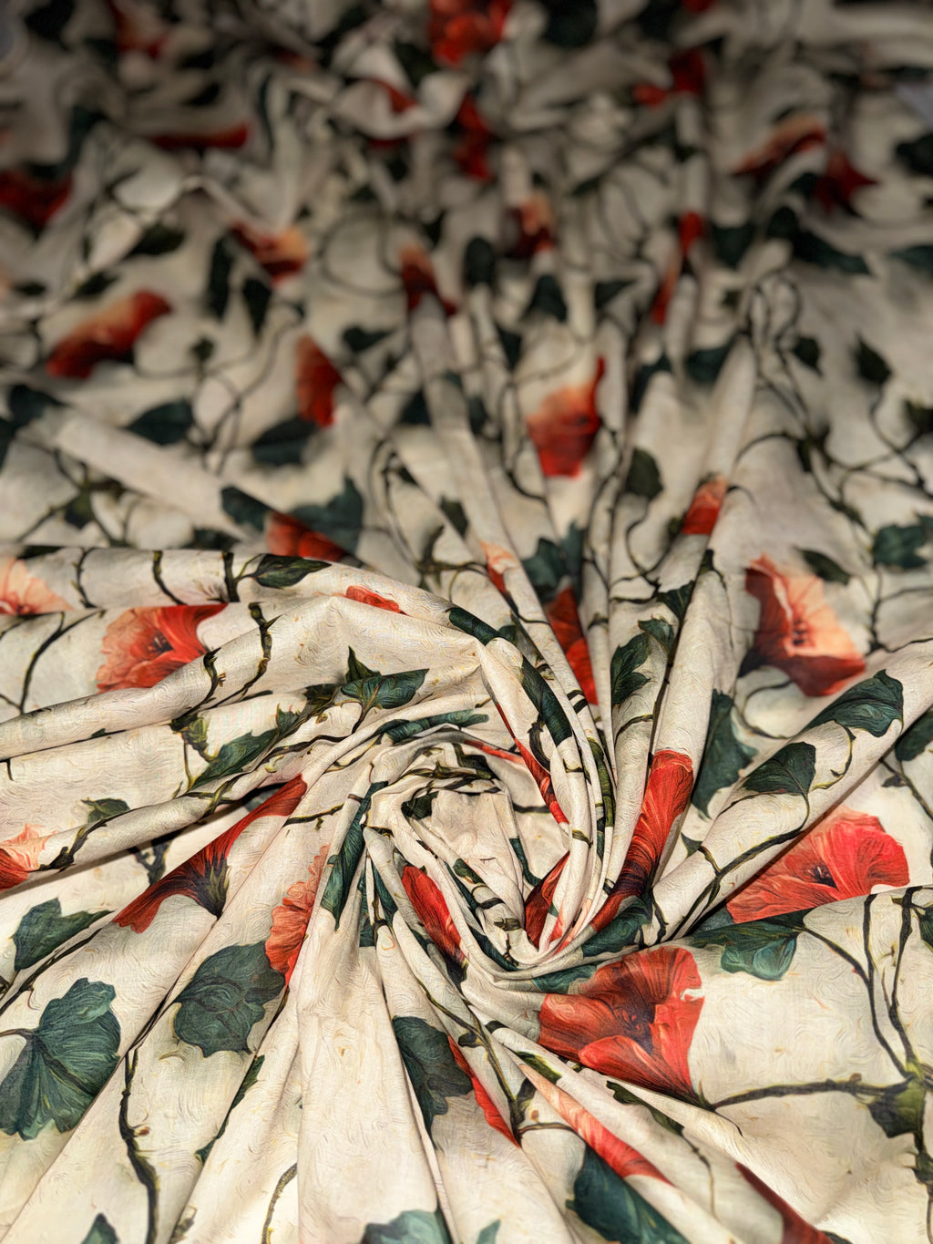 Ivory Garden Roses – Printed Cotton Lawn 2 Piece