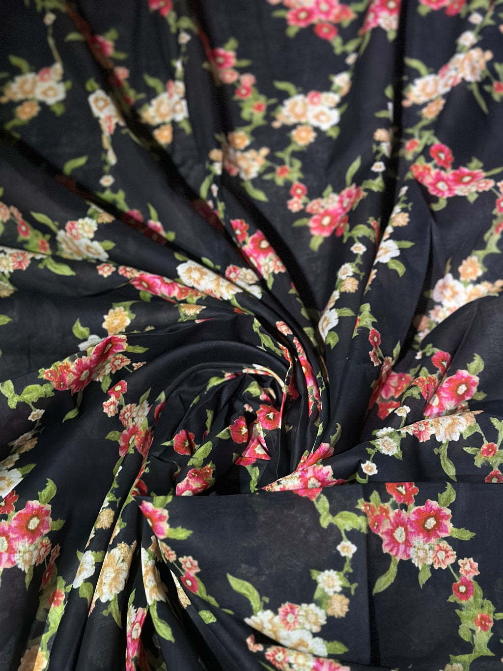 Black Blossom – Printed Cotton Lawn 2 Piece
